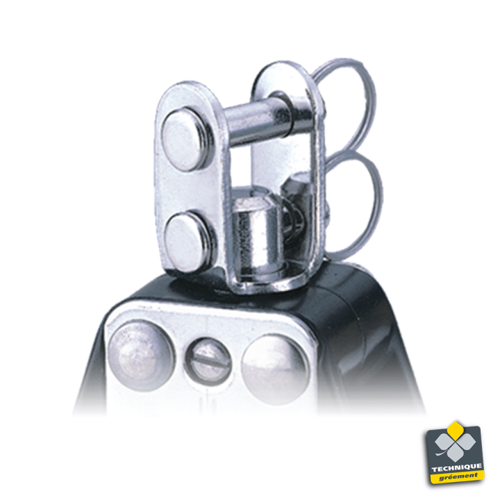 adaptateur-en-U-en-acier-inoxydable-reference-093-visuel-sur-poulie-harken-technique-greement